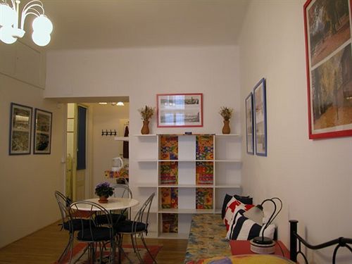 Pragues Rainbow Guest House Buitenkant foto