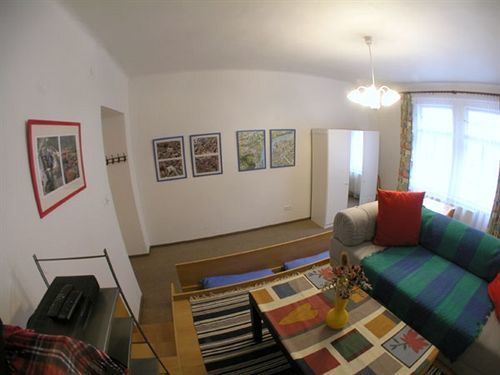 Pragues Rainbow Guest House Buitenkant foto